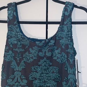 Haute Monde (NWT) black and emerald green dress for women. Size L.